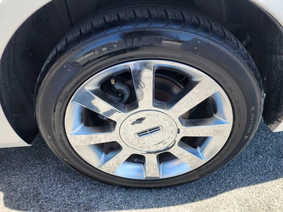 2009 Lincoln MKZ - Image 17 of 19
