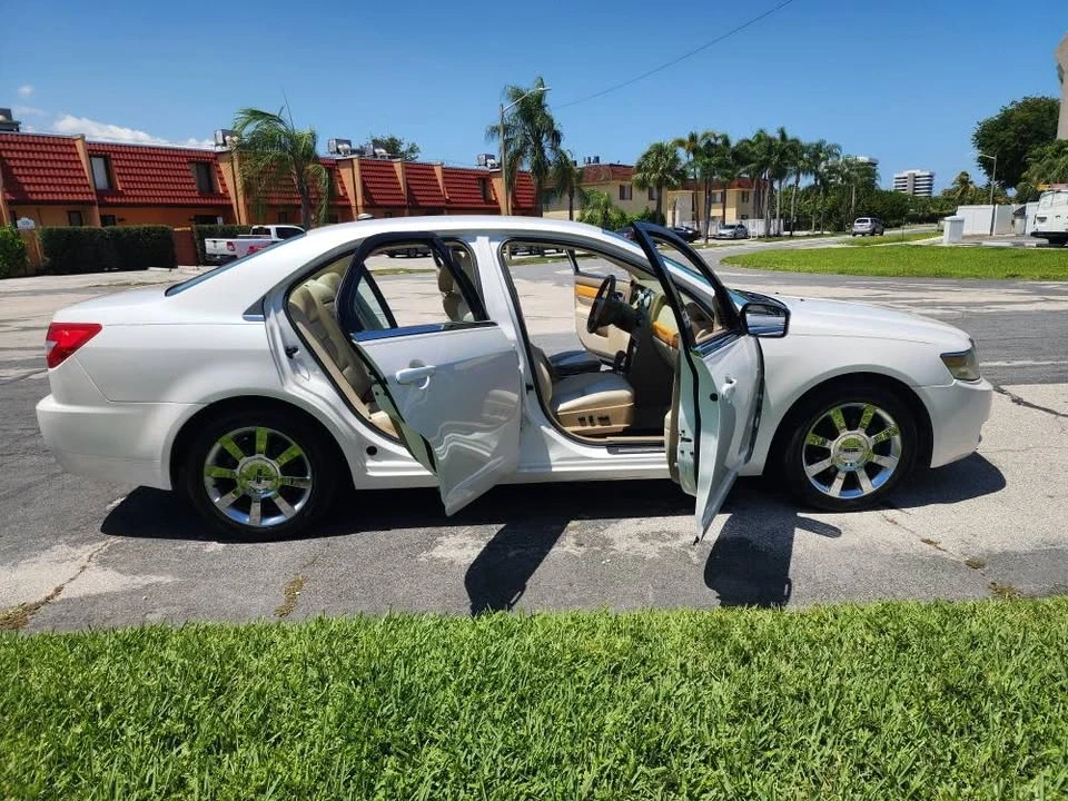 2009 Lincoln MKZ - Image 8 of 19