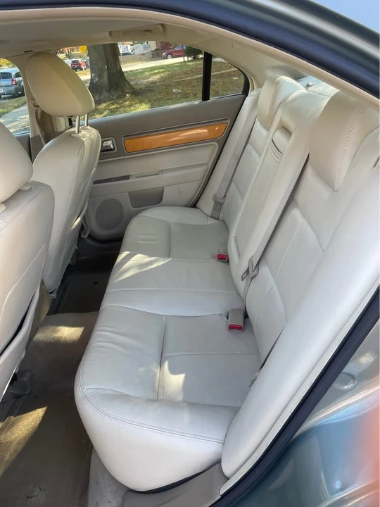 2009 Lincoln MKZ - Image 8 of 9