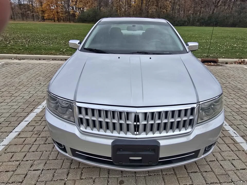 2009 Lincoln MKZ - Image 8 of 14