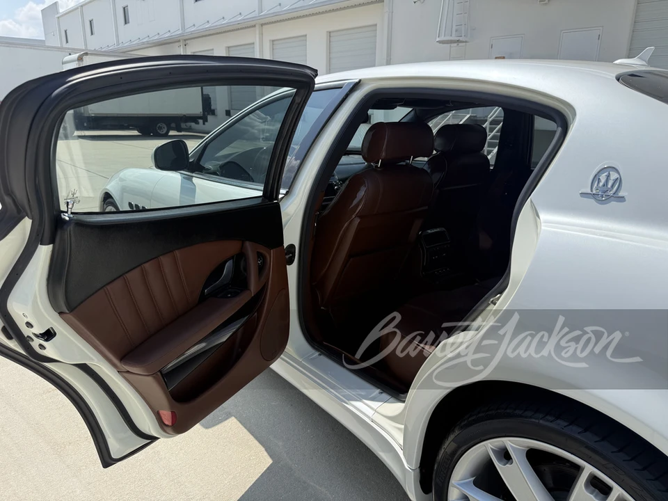 2009 Maserati Quattroporte 5th Gen - Image 10 of 31