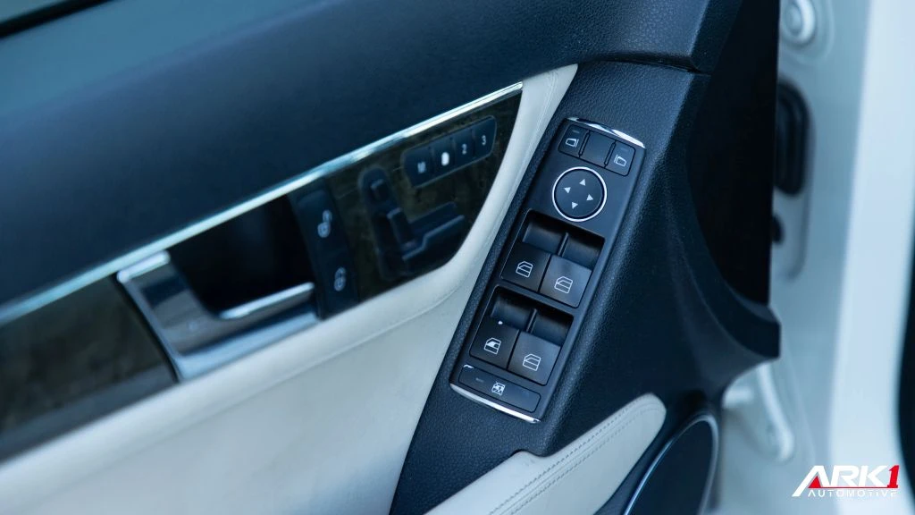 2009 Mercedes-Benz W204 C-Class - Image 18 of 21