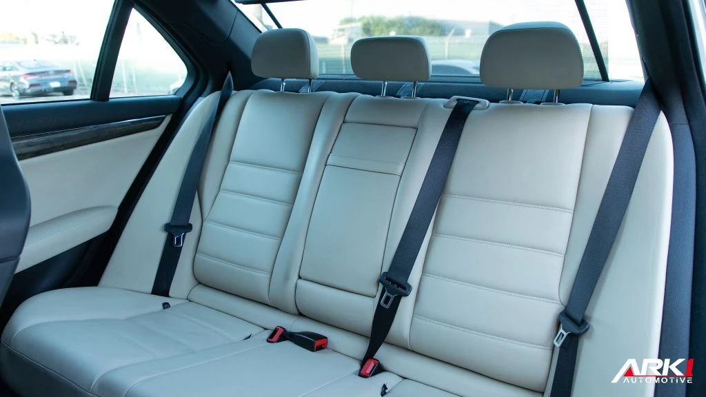 2009 Mercedes-Benz W204 C-Class - Image 16 of 21