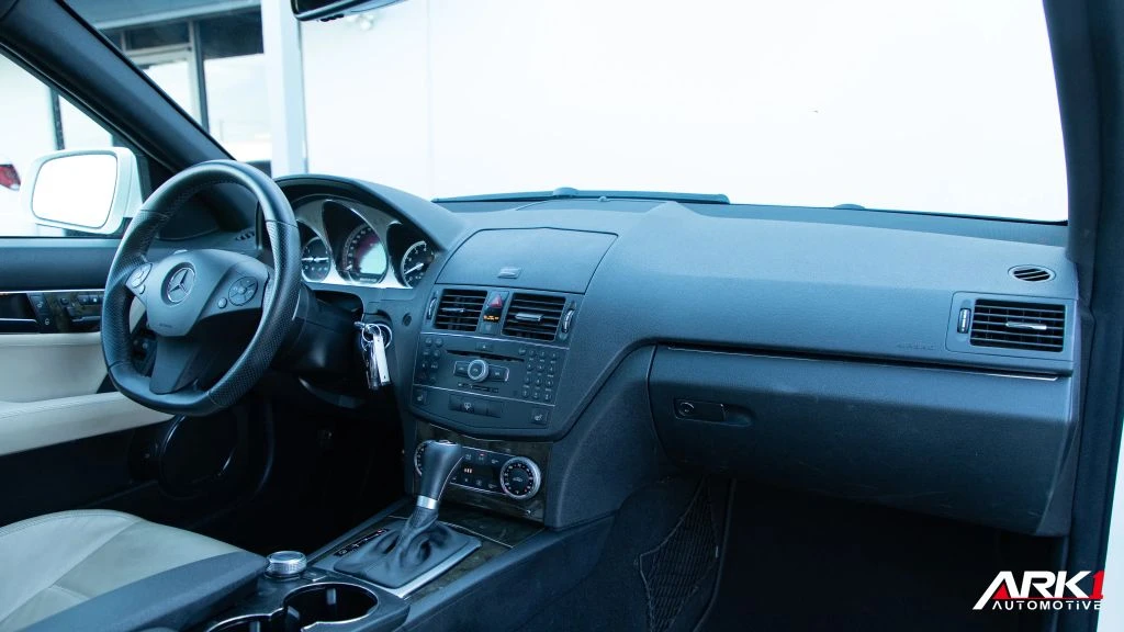2009 Mercedes-Benz W204 C-Class - Image 14 of 21
