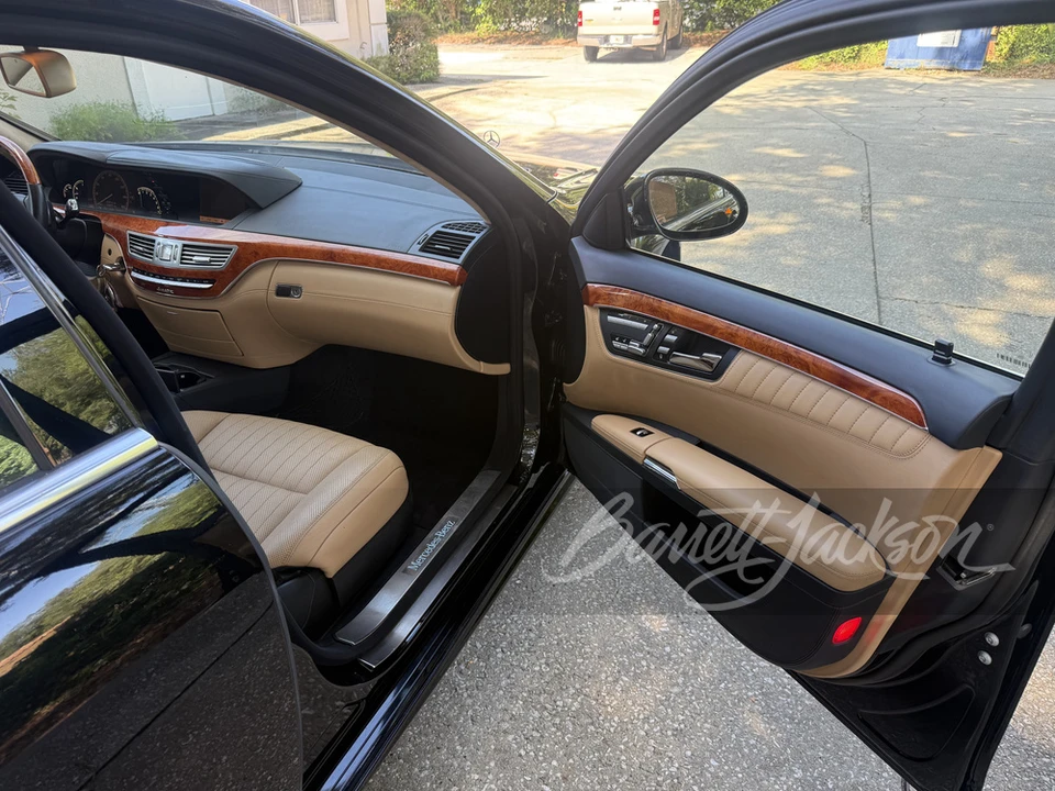 2009 Mercedes-Benz SLR McLaren - Image 23 of 31