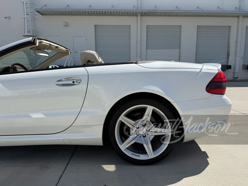 2009 Mercedes-Benz R230 SL-Class - Image 12 of 31