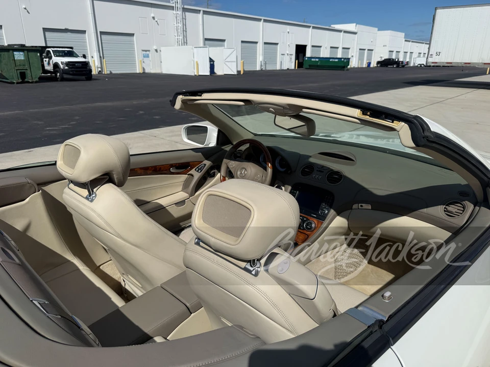 2009 Mercedes-Benz R230 SL-Class - Image 30 of 31