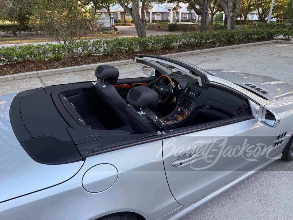 2009 Mercedes-Benz R230 SL-Class - Image 8 of 31