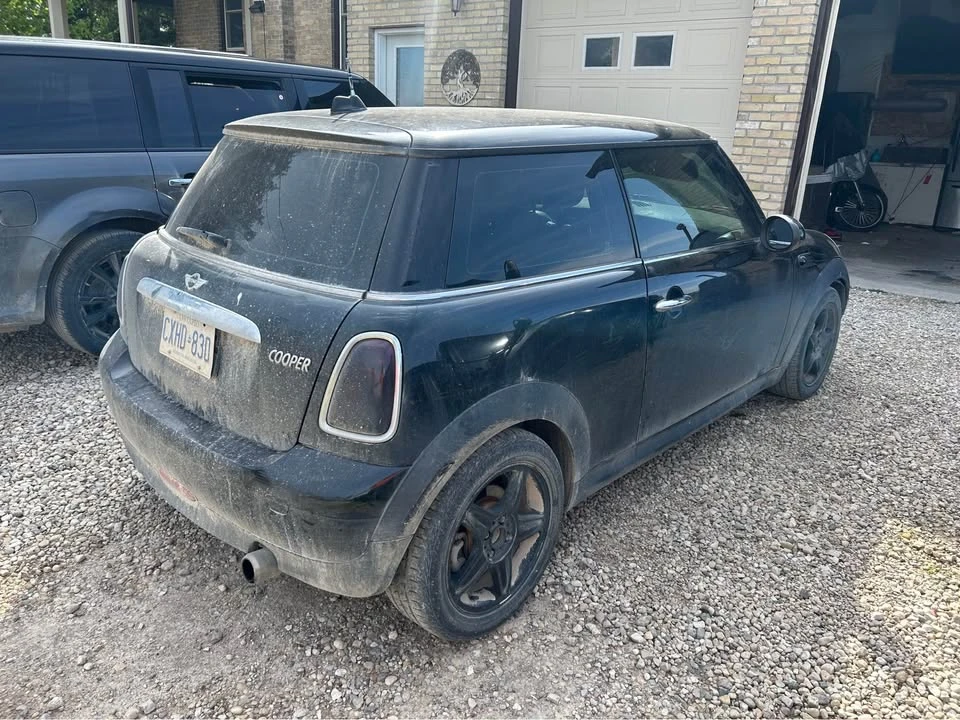 2009 Mini Mini 2nd Gen - Image 3 of 3