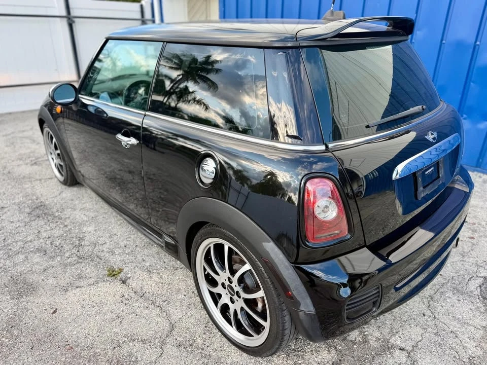 2009 Mini Mini 2nd Gen - Image 3 of 14