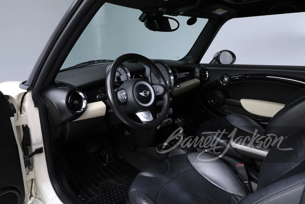 2009 Mini Mini 2nd Gen - Image 4 of 19