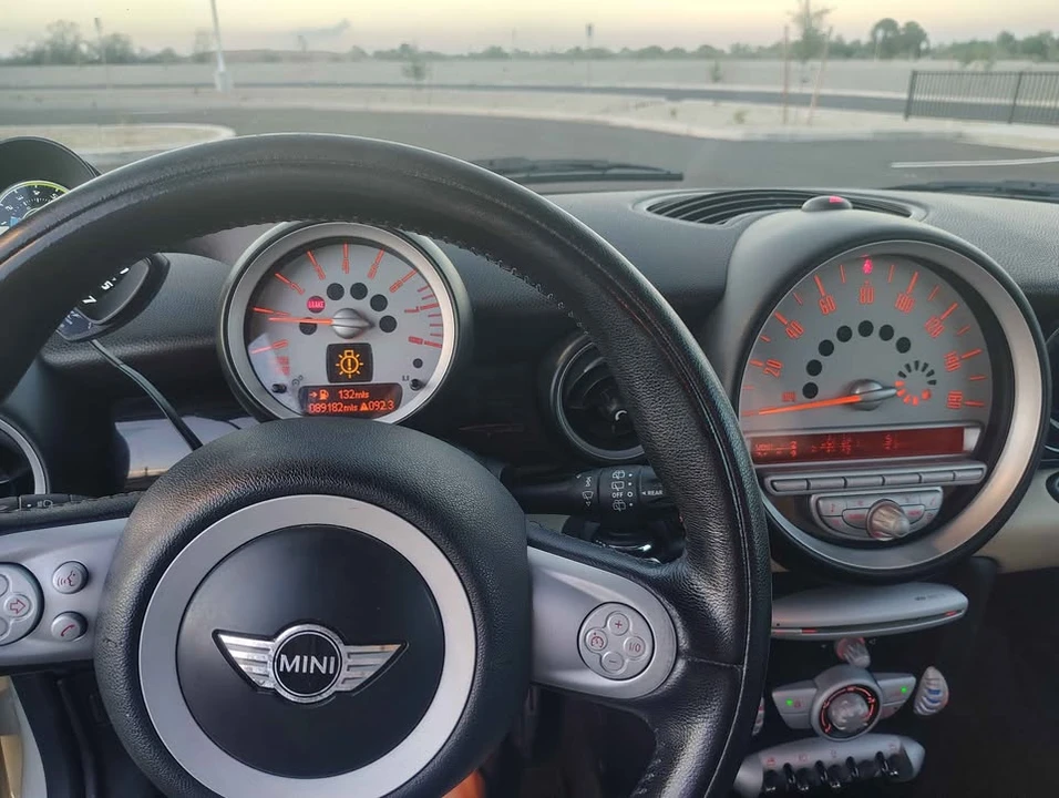 2009 Mini Clubman 1st Gen - Image 13 of 14