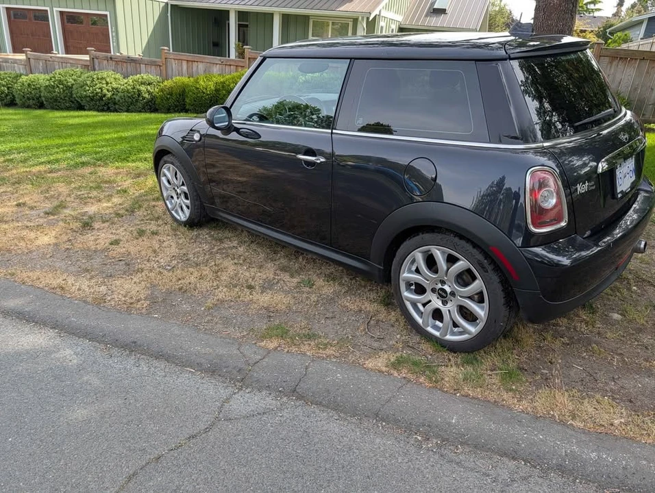 2009 Mini Mini 2nd Gen - Image 4 of 10