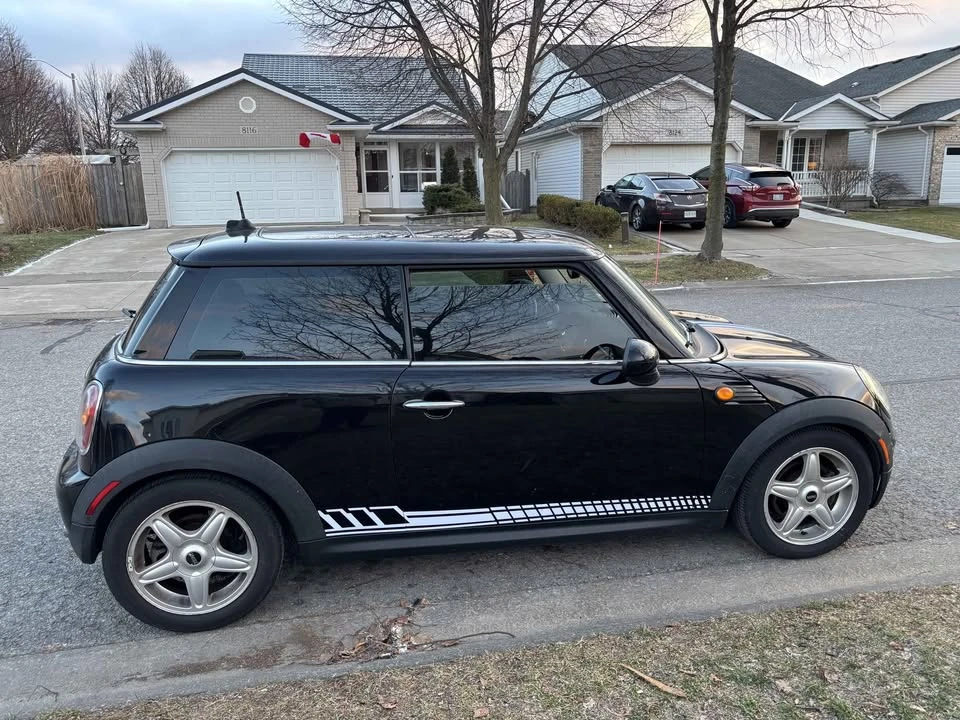 2009 Mini Mini 2nd Gen - Image 5 of 8