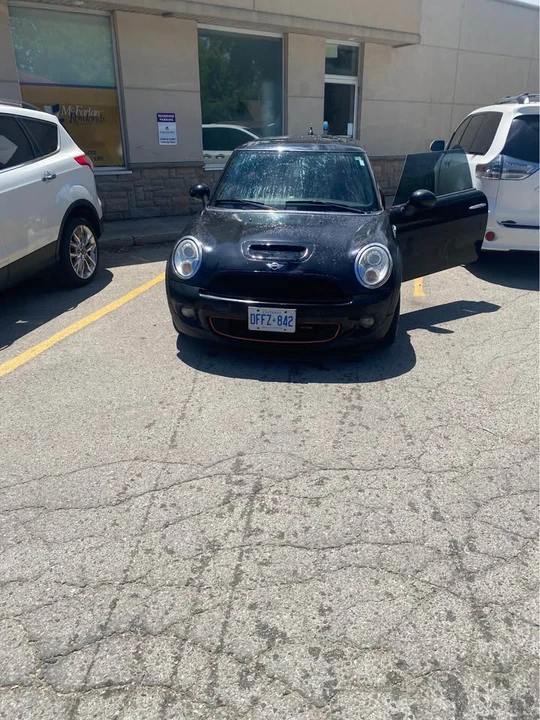 2009 Mini Mini 2nd Gen - Image 2 of 5