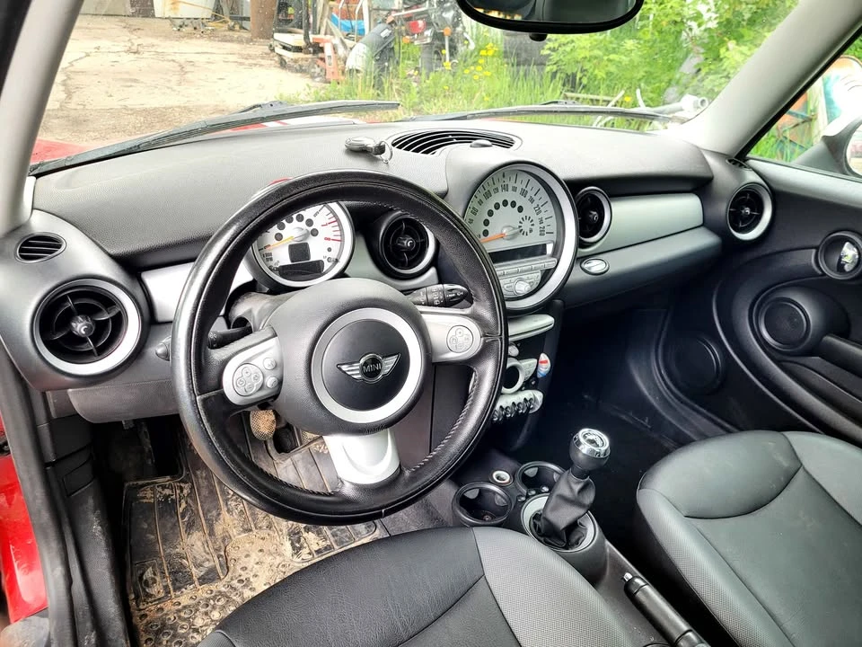 2009 Mini Mini 2nd Gen - Image 6 of 7