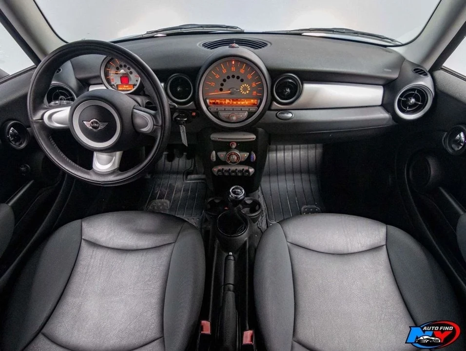 2009 Mini Mini 2nd Gen - Image 2 of 21