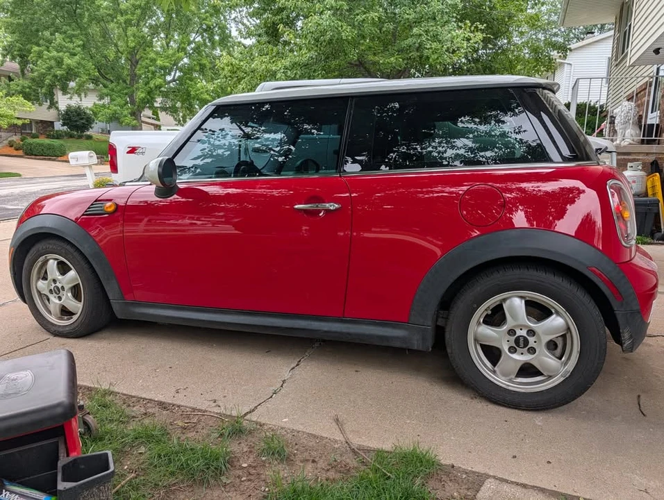 2009 Mini Mini 2nd Gen - Image 3 of 13