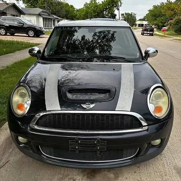 2009 MINI Cooper Hatchback 2D