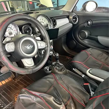 2009 MINI Cooper Hatchback 2D