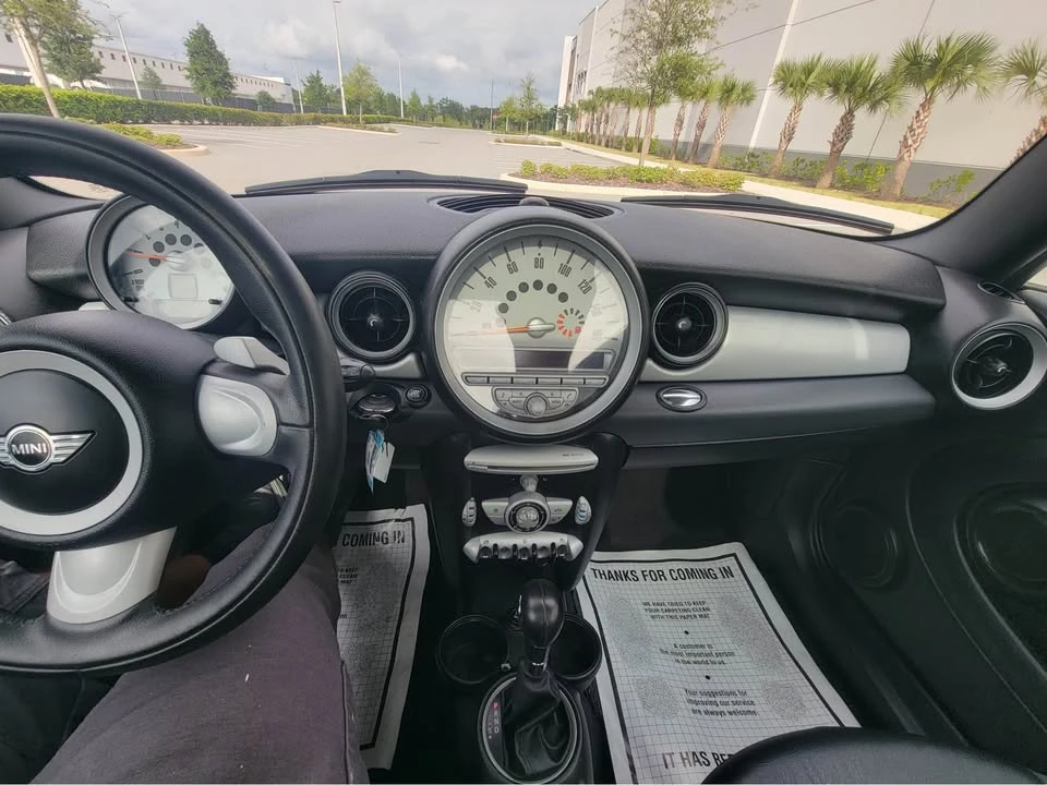 2009 Mini Mini 2nd Gen - Image 11 of 19