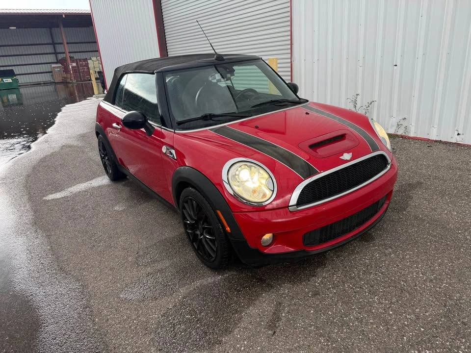 2009 Mini Mini 2nd Gen - Image 2 of 20