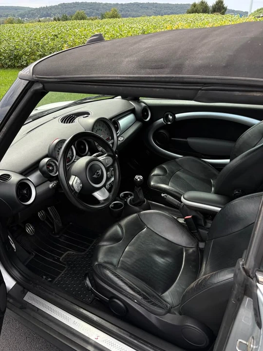 2009 Mini Mini 2nd Gen - Image 7 of 18