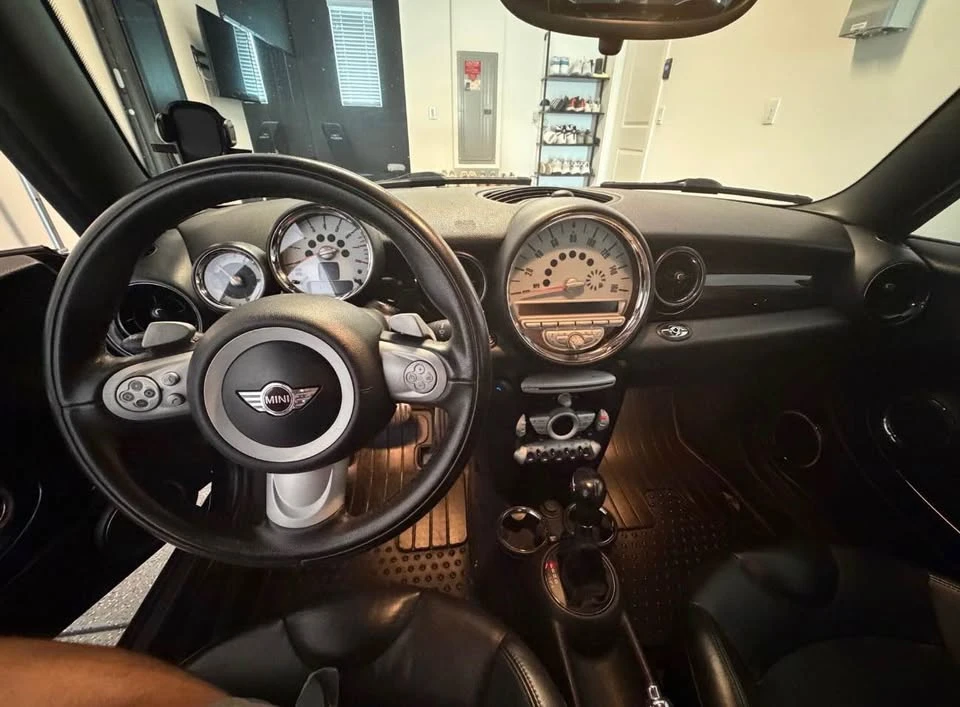 2009 Mini Mini 2nd Gen - Image 6 of 8