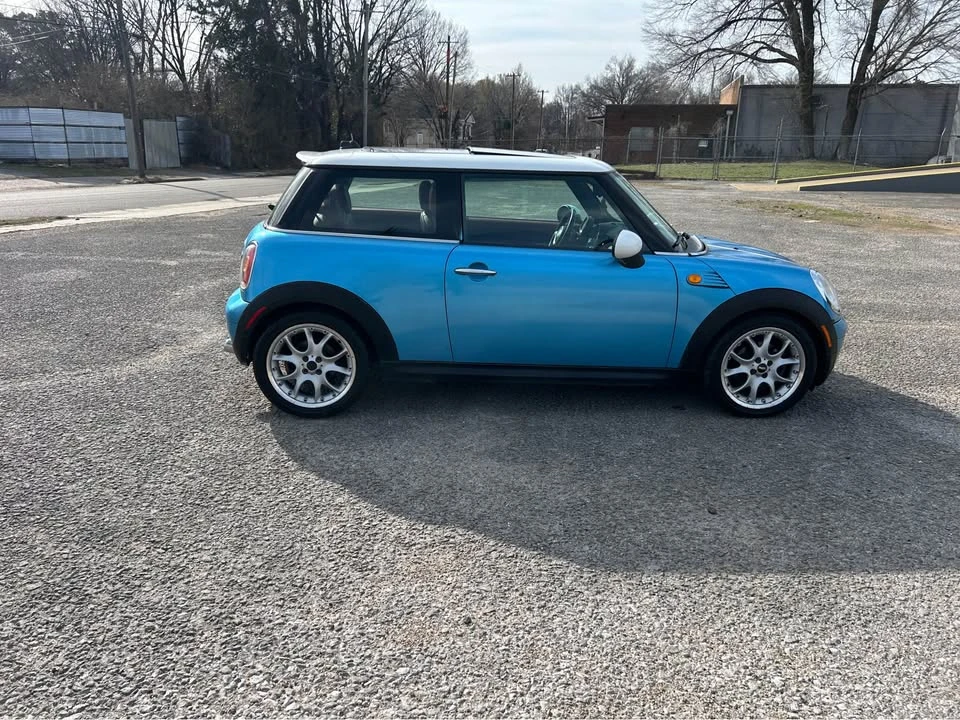 2009 Mini Mini 2nd Gen - Image 7 of 12