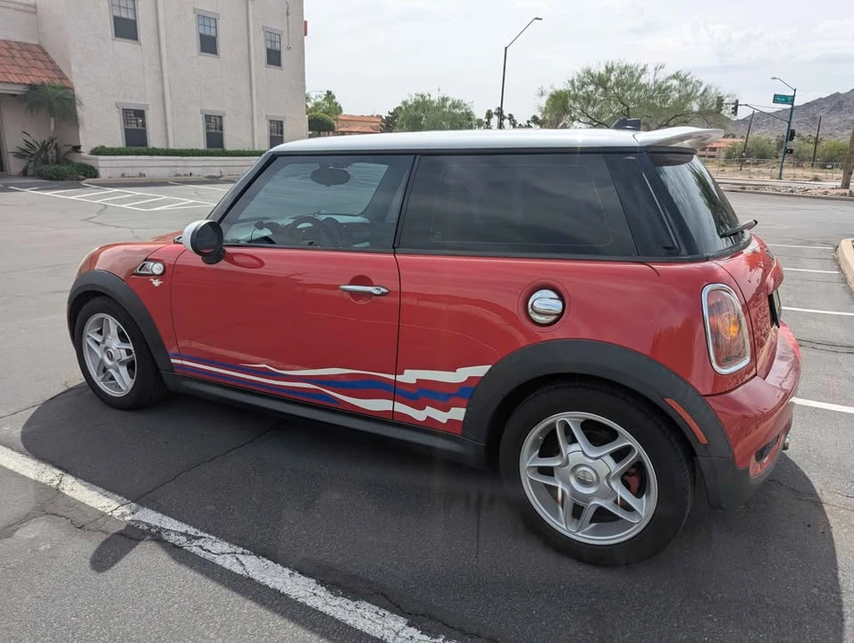 2009 Mini Mini 2nd Gen - Image 4 of 12