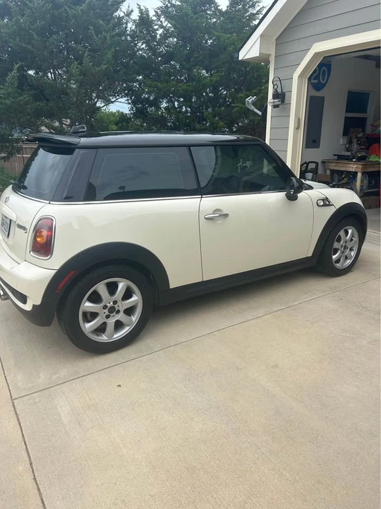 2009 Mini Mini 2nd Gen - Image 4 of 18