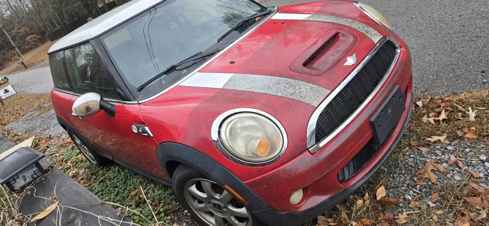 2009 Mini Mini 2nd Gen - Image 2 of 4