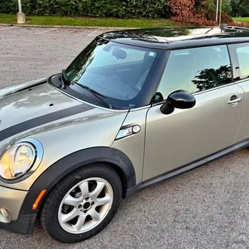 2009 MINI Cooper S Hatchback 2D
