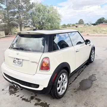 2009 MINI Cooper S Hatchback 2D