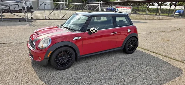 2009 MINI Cooper S Hatchback 2D