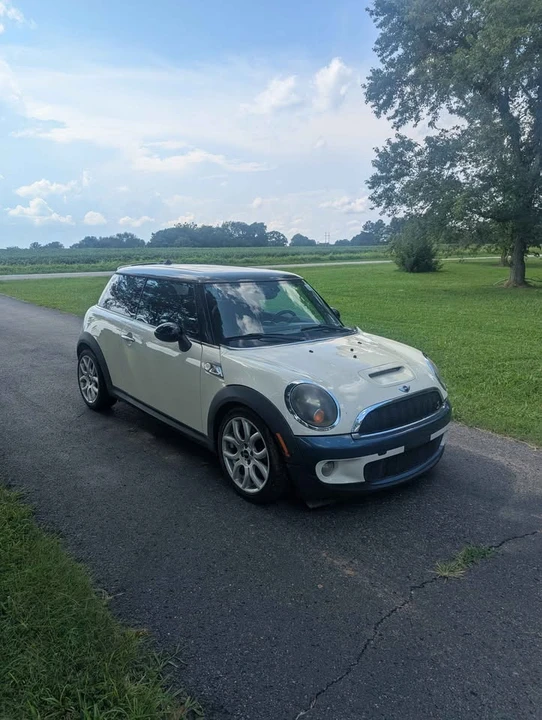 2009 Mini Mini 2nd Gen - Image 7 of 8