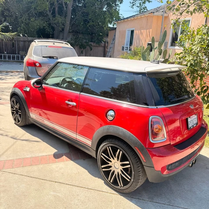 2009 Mini Mini 2nd Gen - Image 3 of 4