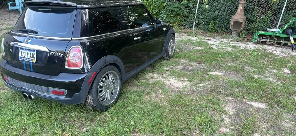 2009 Mini Mini 2nd Gen - Image 4 of 4