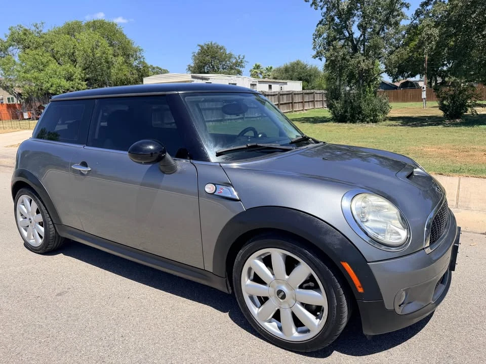 2009 Mini Mini 2nd Gen - Image 4 of 11