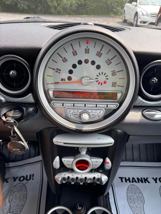 2009 Mini Mini 2nd Gen - Image 13 of 18