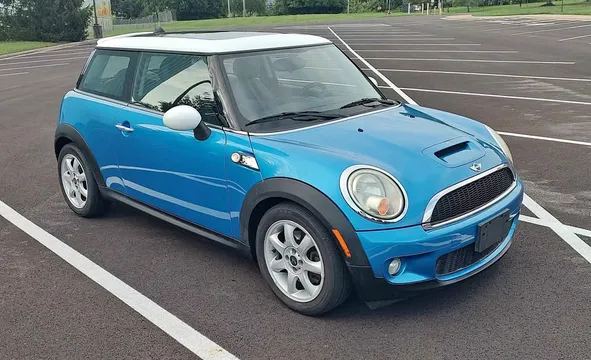 2009 MINI Cooper S Hatchback 2D