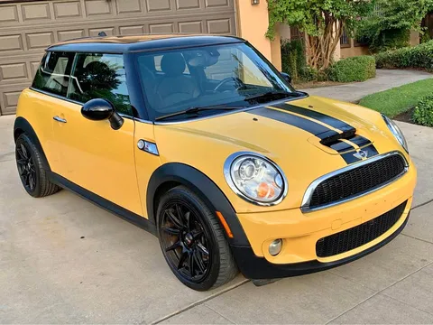 2009 MINI Cooper S Hatchback 2D