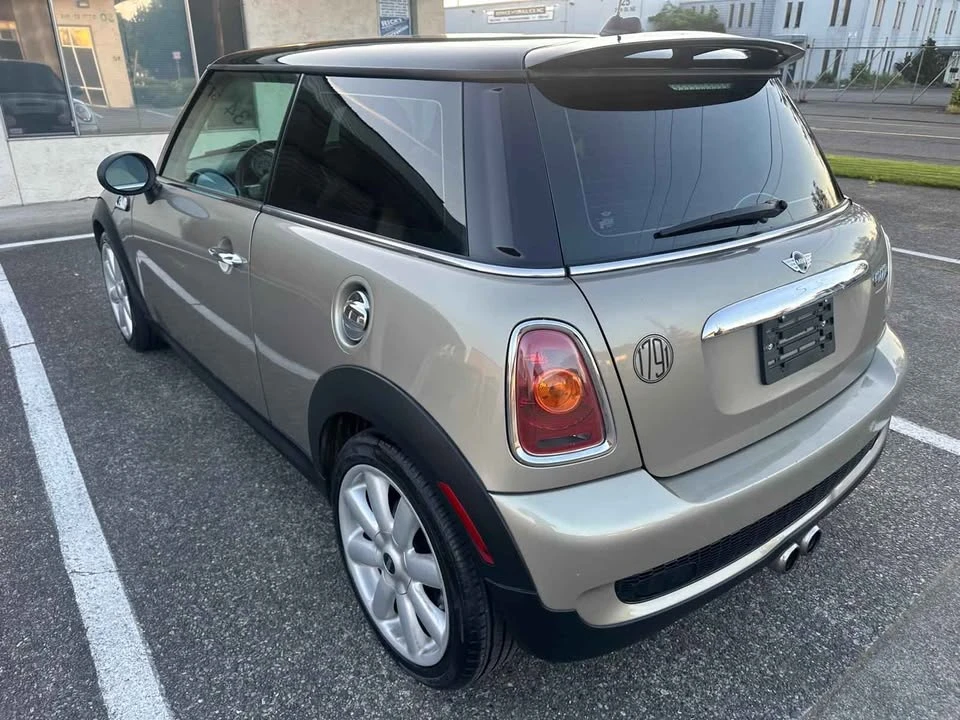 2009 Mini Mini 2nd Gen - Image 7 of 17