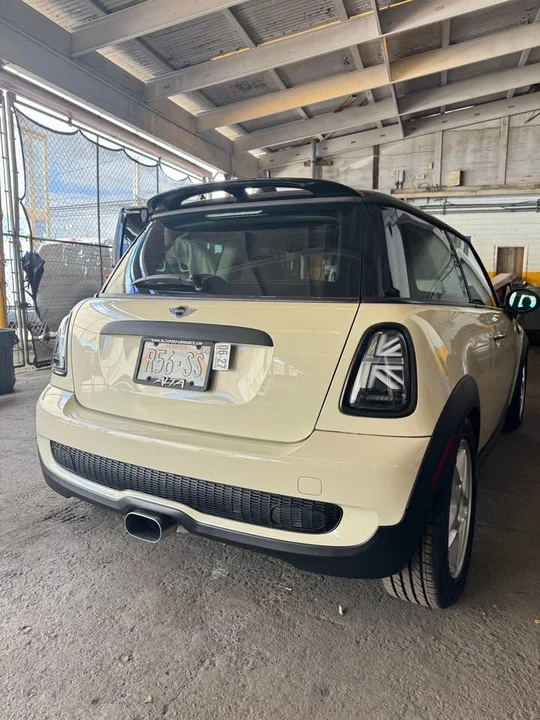 2009 Mini Mini 2nd Gen - Image 3 of 8