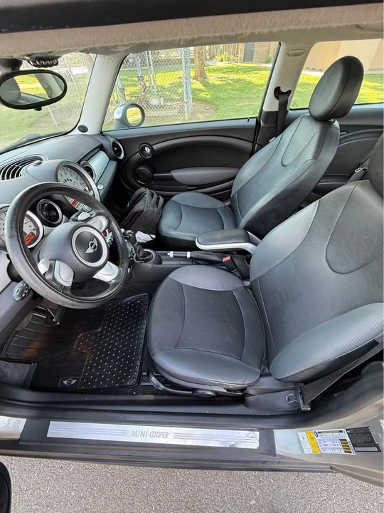 2009 Mini Coupe & Roadster - Image 11 of 11