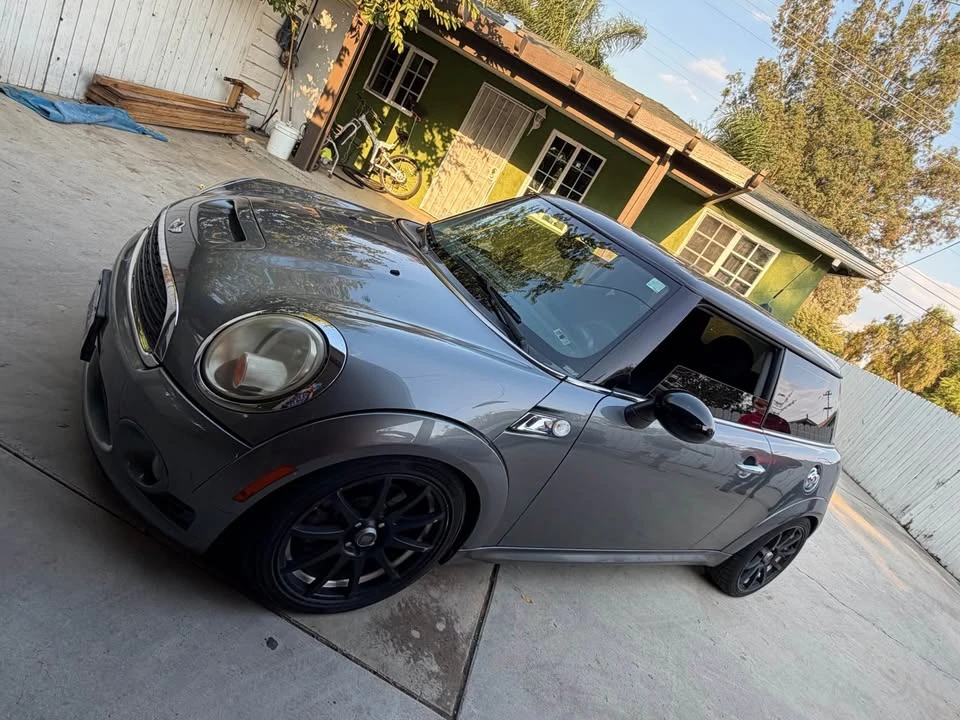 2009 Mini Coupe & Roadster - Image 4 of 8