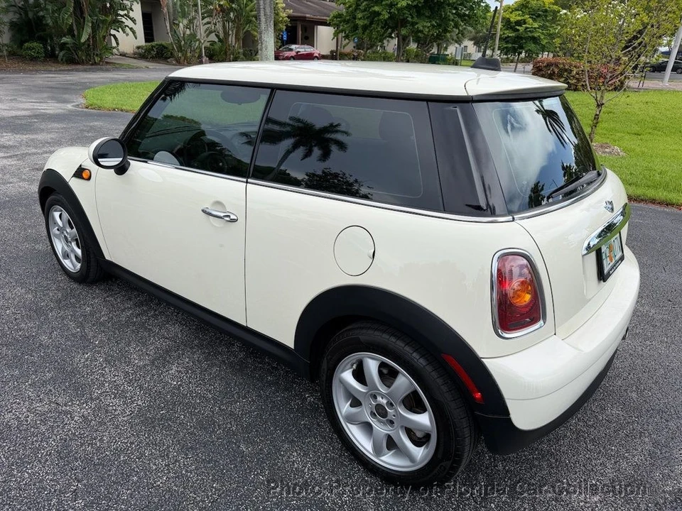 2009 Mini Mini 2nd Gen - Image 3 of 12
