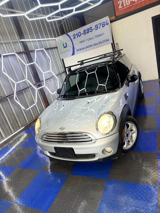 2009 Mini Mini 2nd Gen - Image 12 of 15