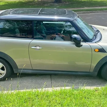 2009 MINI Cooper Hatchback 2D