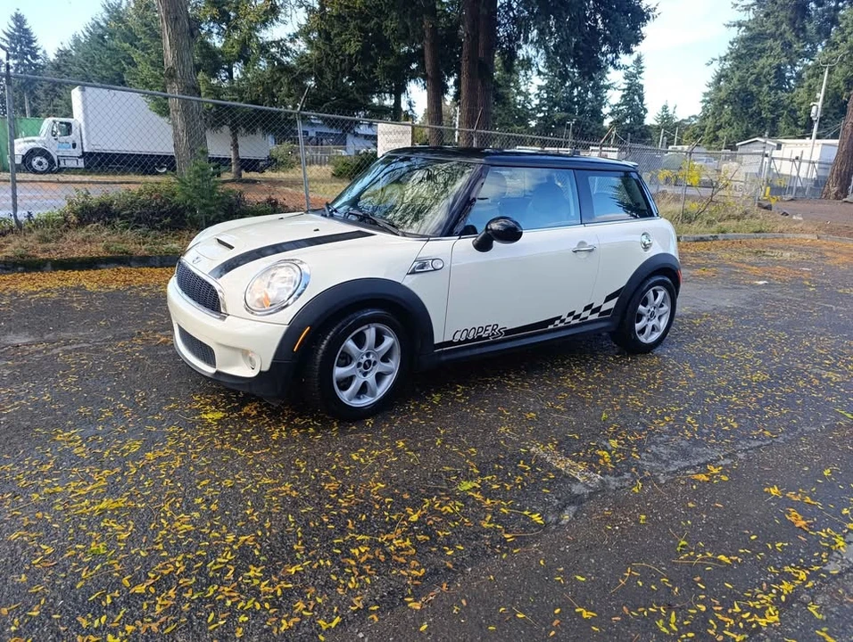 2009 Mini Mini 2nd Gen - Image 3 of 18